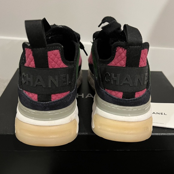 CHANEL Velvet Calfskin Mixed Fibers CC Sneakers 38.5 Dark Pink Green - Picture 5 of 5